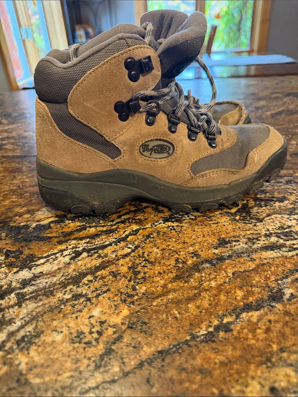 Vasque Women’s Brown Suede Hiking Boots